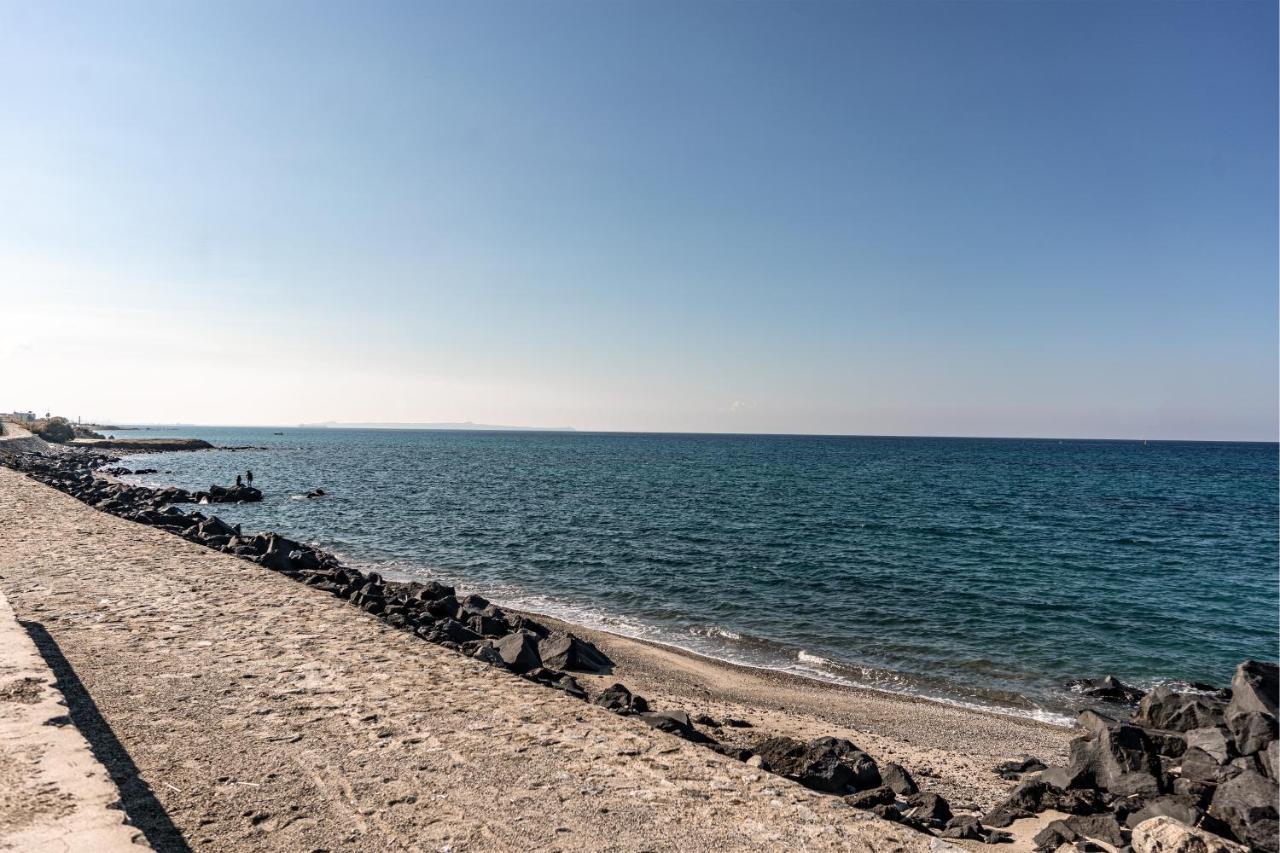 Seashore House - Appartamento A 100 Mt Dal Mare Villafranca Tirrena Εξωτερικό φωτογραφία